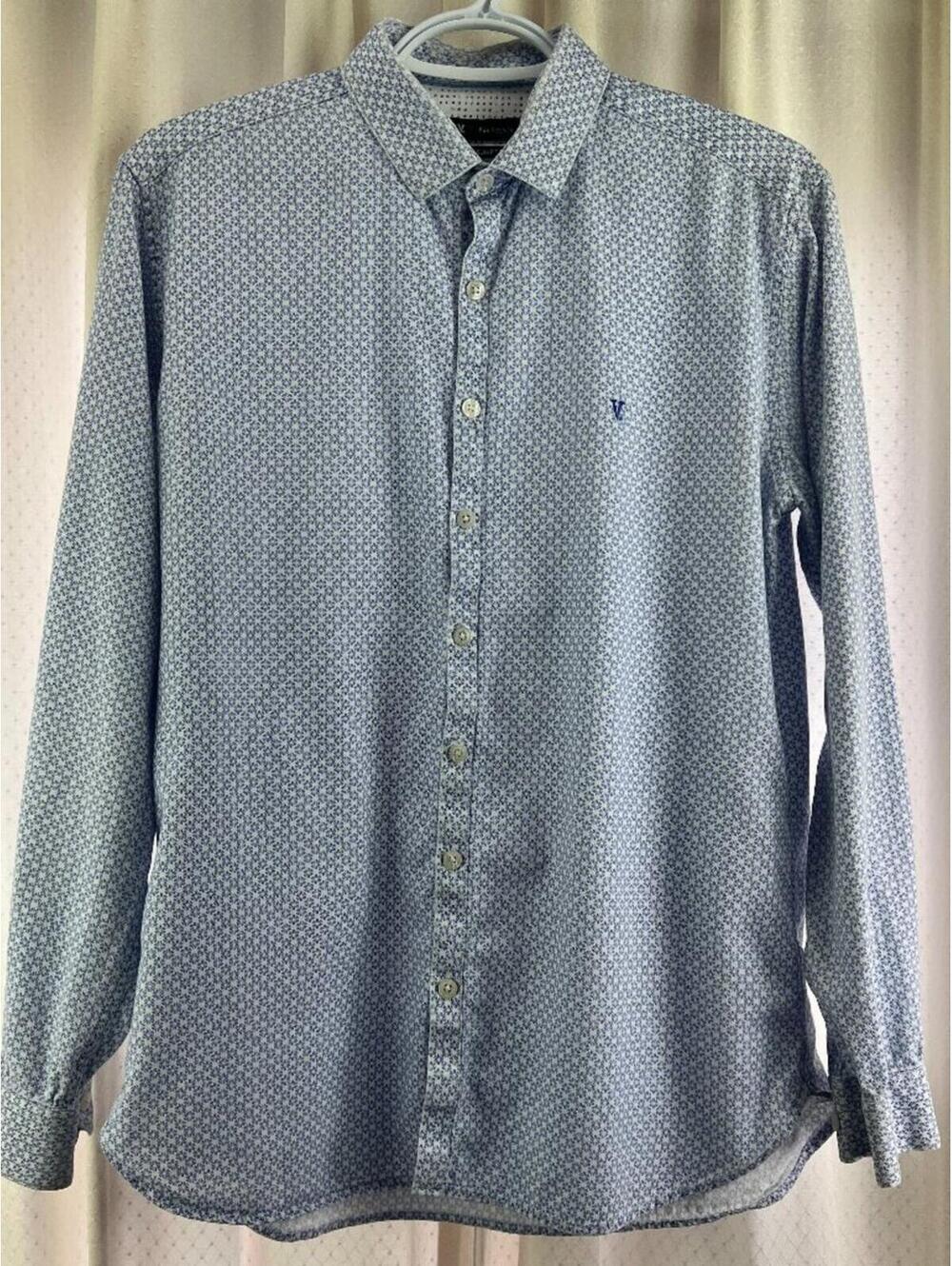 Van Heusen Men's Button Up Long Sleeve Dress Shirt Slim Fit Men's Medium